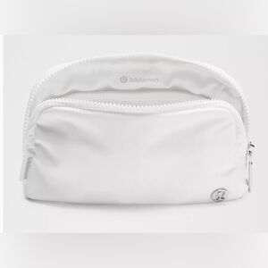 Lululemon Everywhere Belt Bag White 1L New Without Tags